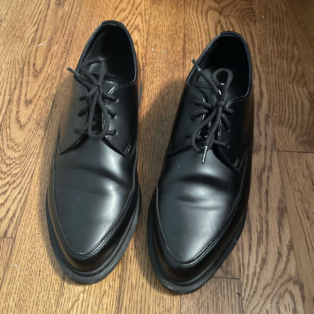 Dr. Martens Men's Black Leather Lace-Up Flats